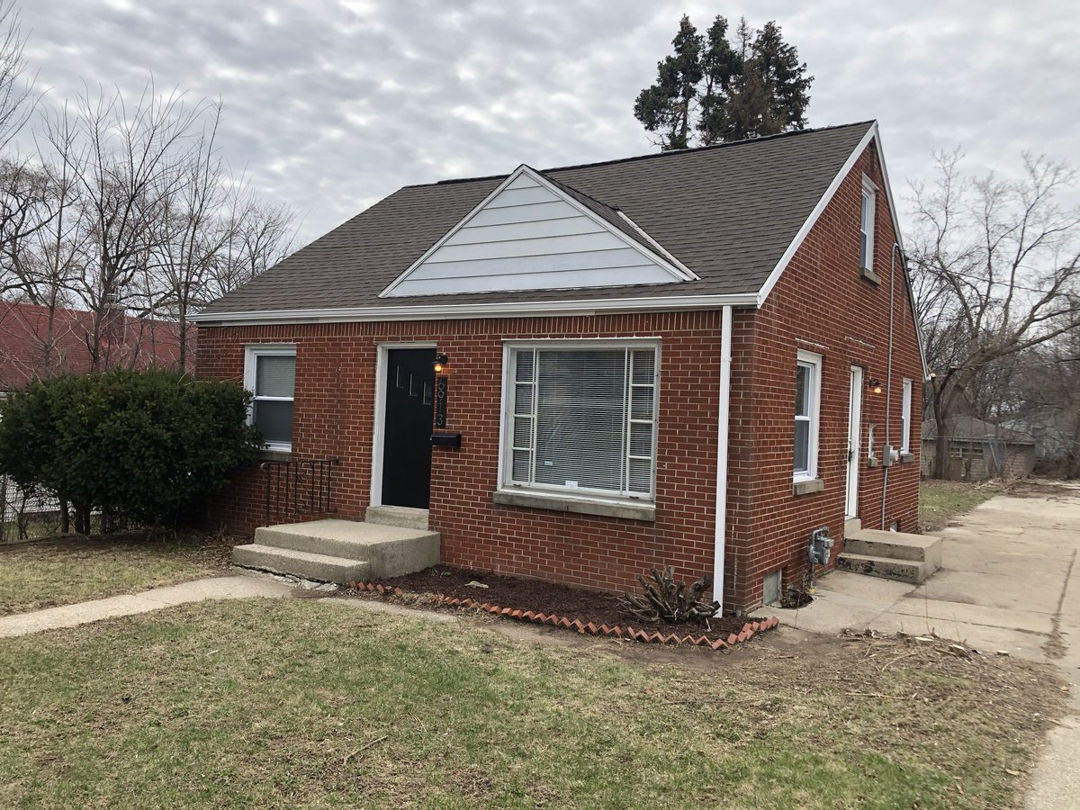 Roof before replacement